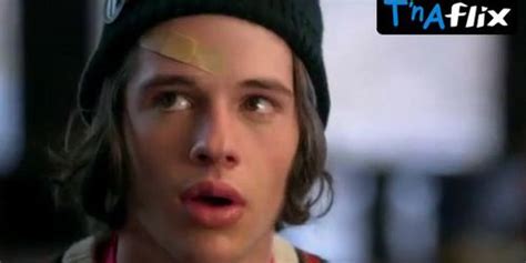 Jillian Murray Bikini Lesbian Scene In Cougar Hunting Tnaflix