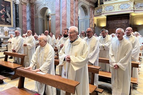 Giornata di festa e fraternità per i sacerdoti della diocesi La Fedeltà