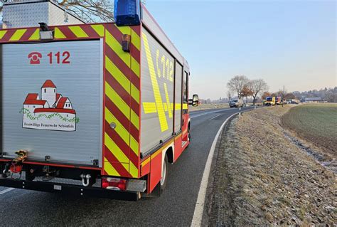 Schwerer Unfall Auf B173 In Lichtentanne