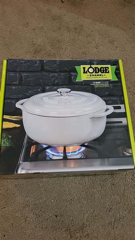 Lodge Enamel White Dutch Oven For Sale In Henderson Nv Offerup Dutch Ovens For Sale