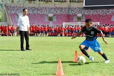 Papua Football Academy Resmi Diluncurkan Begini Harapan Presiden