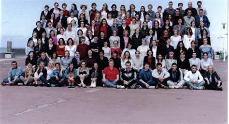 Photo de classe Promo 2001 2004 de 2002 Ecole D infirmière Copains d