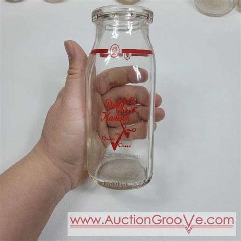 Milk Bottles Dolly Madison Bancroft Madison WIS 4 Half Pints 1 Pint