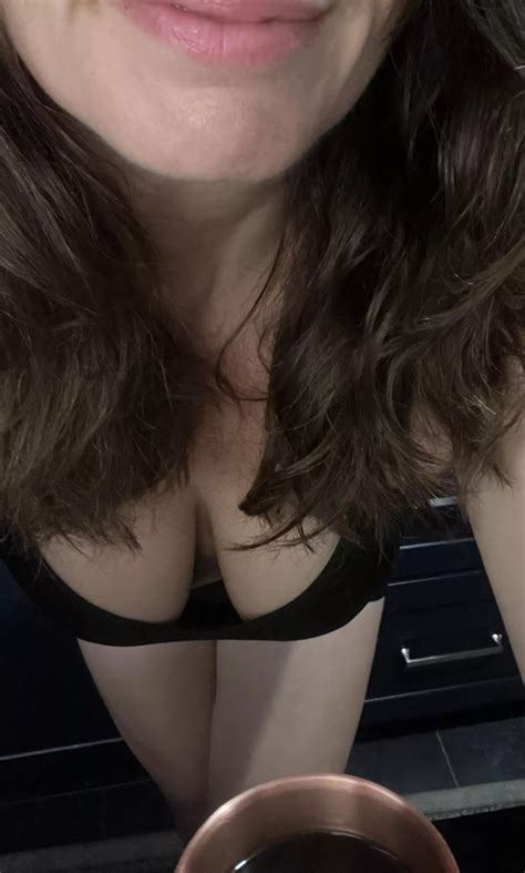 Caffeinated Down Blouse Nudes Downblouse Nude Pics Org