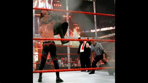 Undertaker vs. Kane - Hell in a Cell Match for the World Heavyweight ...