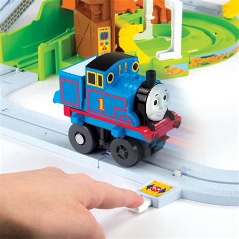 Thomas Friends Big Loader, Sodor Delivery Motorized Toy Train Set - Mr ...