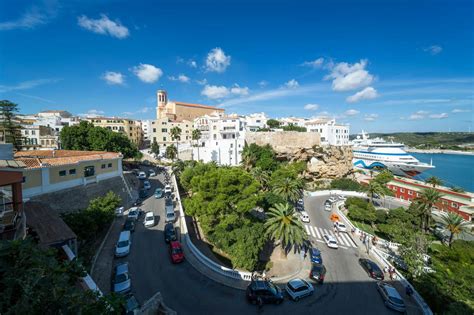 Mahon Harbour Boat Tour With Mahon Market And Gin Distillery Tui Musement