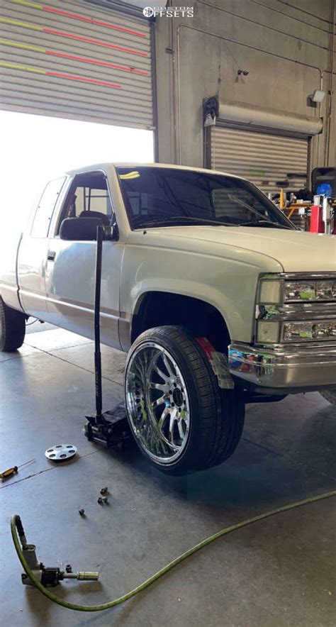 Chevrolet K With X Hardcore Offroad Hc And R Vercelli Strada Ii And