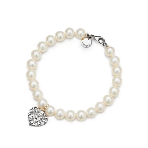 Paloma Picasso® Olive Leaf Pearl Heart Bracelet In Sterling Silver Medium Tiffany And Co Ca