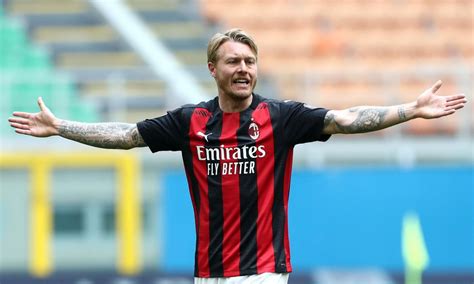 Milan Si Va Verso Il Rinnovo Di Kjaer Mercato Calciomercato