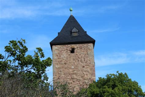 H llAnzeiger Sonntagsführung und Familientag auf der Oberburg