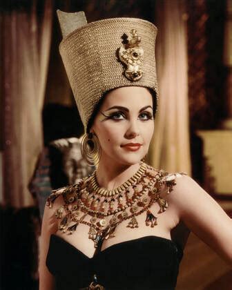 Liz Taylor Cleopatra Fotos | IMAGO