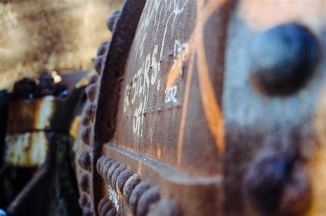 How and Why To Photograph Rust | Rust, Photographer