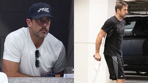 Aaron Rodgers Injury Update Jets Qb Spotted For First Time On Crutches