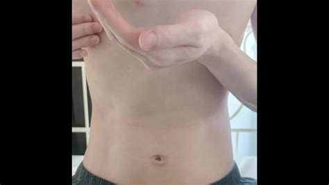 自分の唾液をローション代わりにして変態乳首オナニー Pornhub Gay