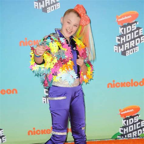 JoJo Siwas Gay Awakening Began With Demi Lovatos Cool For The