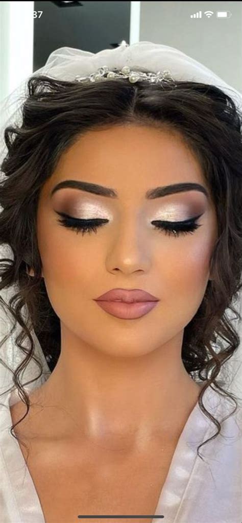 Pin By Berenice Hernandez On Wedding Dramatic Wedding Makeup Glam Wedding Makeup Glam Bride