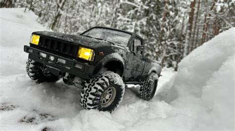 Rc Wd Tf Midnight Edition Rc Toyota Hilux Snow Trail Adventure