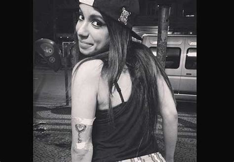 Veja Tatuagens Da Cantora Anitta Desenhos Fotos Significados