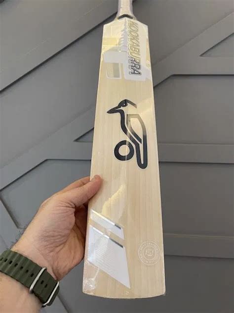 Kookaburra Ghost Pro Players Bat Crown Cricketer