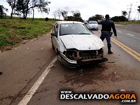 Palio Capota E Deixa Motorista Ferido Na Sp Descalvado Agora