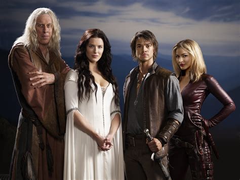 Legend of the Seeker: Bridget Regan as Kahlan Amnell and Tabrett Bethell as Cara Mason - Stills ...