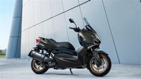 Motorrad Vergleich Yamaha Xmax 300 Tech Max 2020 Vs Yamaha Xmax 300