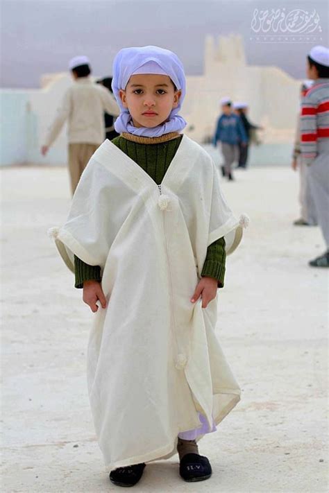 Pin On ‏algerian Kids In Traditional Costumes براعم جزائرية باللباس