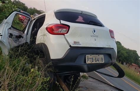 Motorista Perde O Controle Do Carro Sai Da Pista E Morre Na Br No