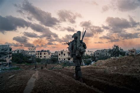 Exército de Israel remove comandantes após incidente ONG Crusoé