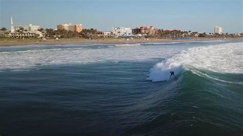 Live Beach Cams and Surf Reports - The Surfers View