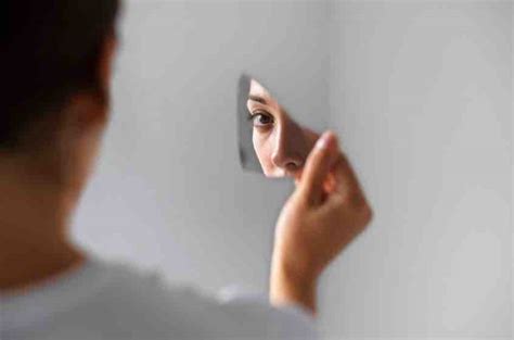 How To Deal With Vulnerable Narcissism 10 Tips Thatll Help Messy