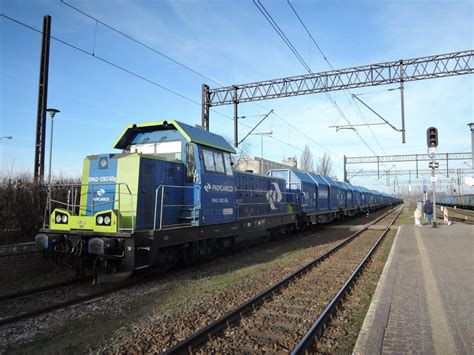 Sm Der Pkp Cargo Rangiert Am Um Uhr In Strzelin