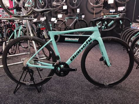 ビアンキバイクストアワイズロード新橋新型Specialissima COMP 新橋 銀座 港区 中央区でスポーツ自転車をお探しならY