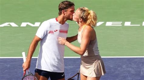 Paula Badosa Y Tsitsipas Tienen Competencia Nuevas Parejas En Tenis