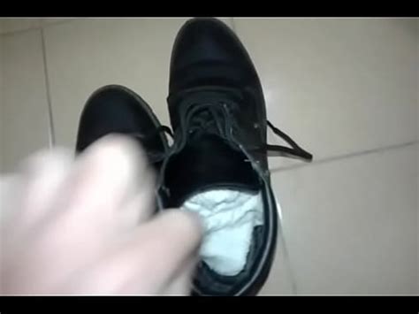 Cheirando As Meias Chule Da Empregada XVIDEOS