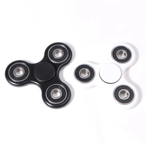 2018 Whiteblack Tri Spinner Fidget Toy Plastic Edc Hand Spinner For