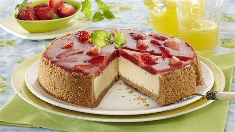 Jahodov Cheesecake Ze Zakysan Smetany Recepty Idnes Cz