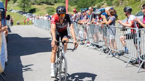 Cyclisme Le Coureur De Liddes Valentin Darbellay Lattaque Et Au