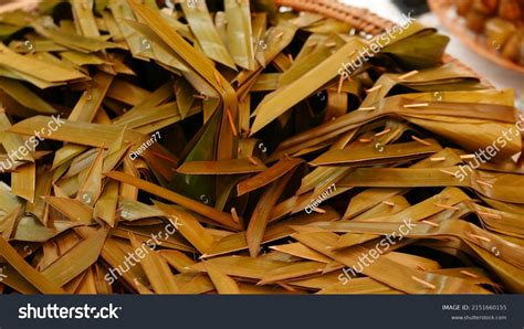 Dried Pandan Leaves 829 Images Photos Et Images Vectorielles De