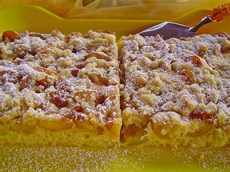 Mirabellenkuchen Vom Blech Mit Quark Rahm Guss Und Zimtstreuseln Von