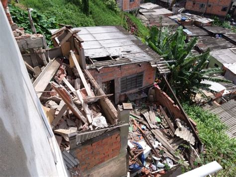 Desabamento Deixa Oito Fam Lias Sem Casa Na Zona Leste Sp Agora