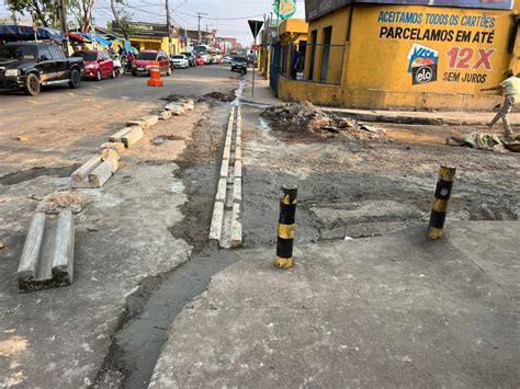 Trecho De Rua No Conjunto Manoa Em Manaus Interditado Para Obra