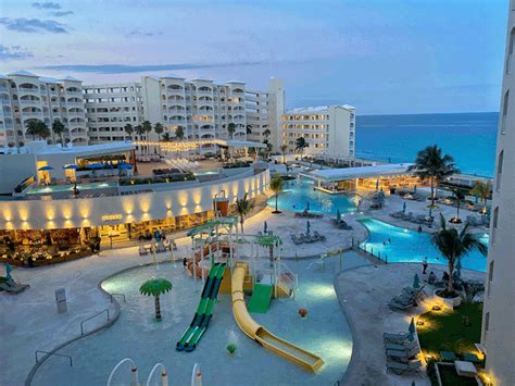 Everything We Love About Cancúns Newest All Inclusive Royal Uno