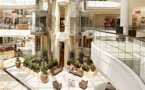 South Bay Galleria ::: Leasing