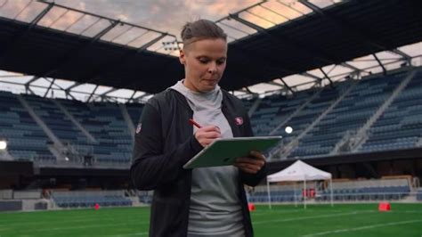 Katie Sowers To Be First Openly Gay Coach At The Super Bowl