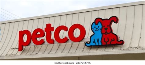 Petco Logo Transparent