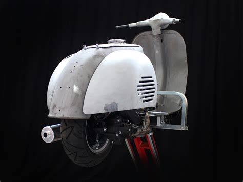 Wideframe Conversion Quattrini M244 Custom Vespa Galerie CUSTOM