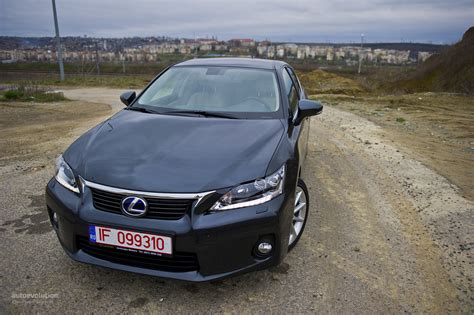 Lexus Ct 200h Review Autoevolution