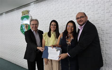 Ouvidores setoriais são homenageados na IV Reunião da Rede de